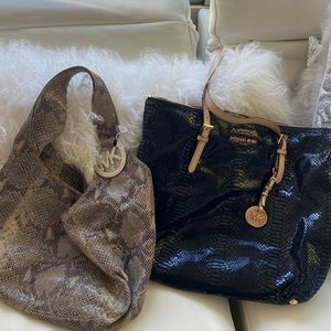 An amazing pair!! Black an beige/ brown pair of Michael Kors bags.